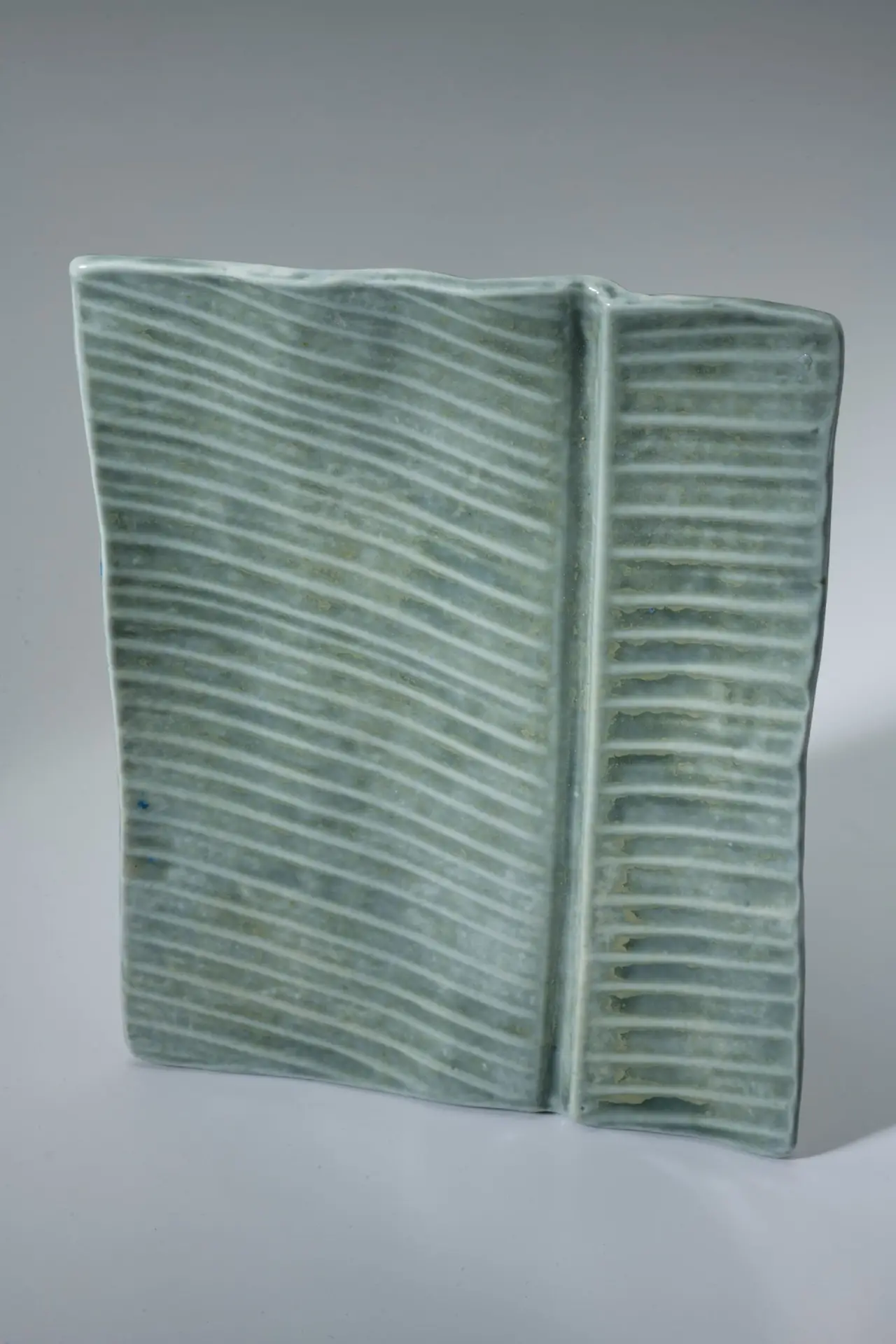 La porcelaine. Petite assiette "Fey Fig" – Image 8