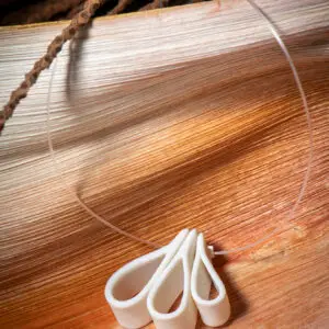 Le collier. "Hibiscus"