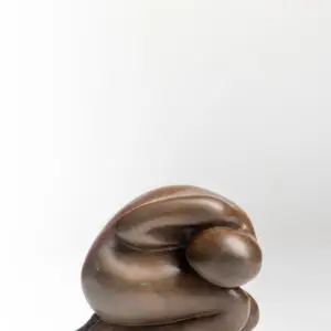 La sculpture. "Divine"